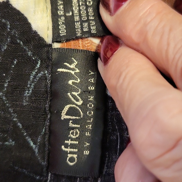 After Dark By Falcon Hawaiian Men's Black Floral Shirt Large - Picture 4 of 10